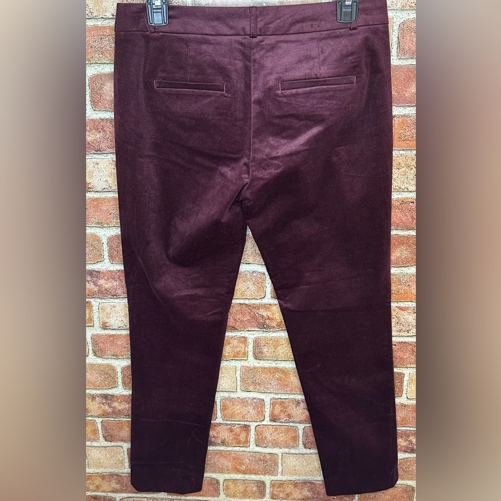 Burgundy Banana Republic Sloan Velvet size 6 - Picture 2 of 9